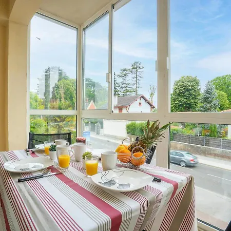 Avenue De Biarritz By Interhome